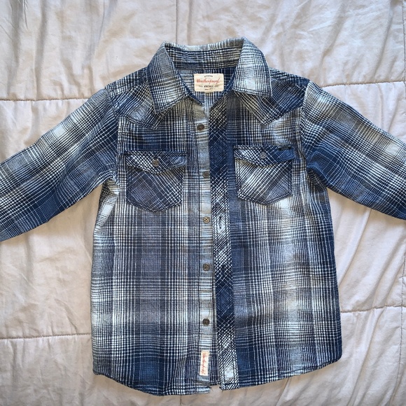 Boys Closet Clear out - 5 long sleeve button downs - Picture 3 of 6